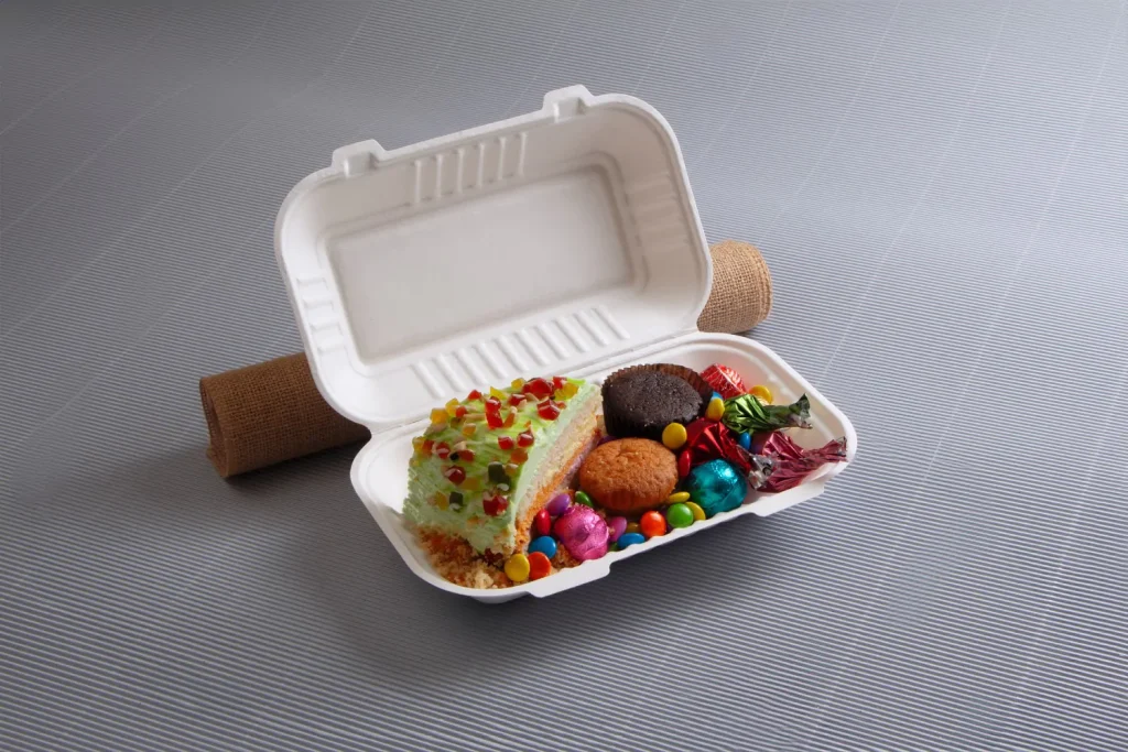 Bagasse Clamshell Box